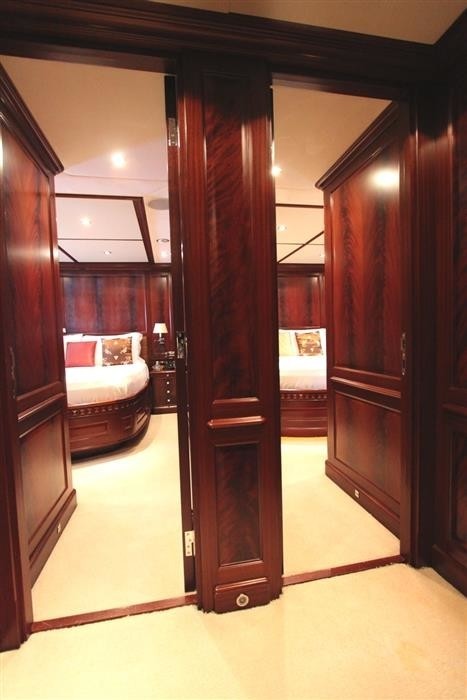 [36m-Yacht-ANDIAMO]-6195-197.jpg