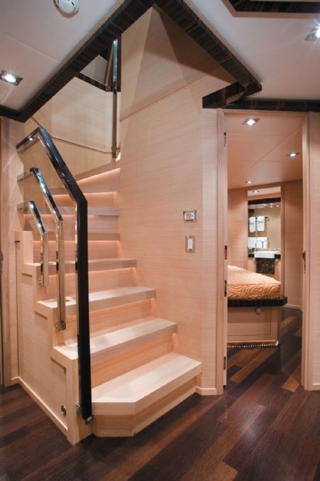 [36m-Yacht-ESCAPE-II]-6395-120.jpg