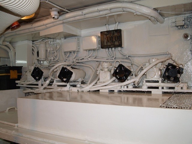 [36m-Yacht-PARADIS]-6028-26.jpg