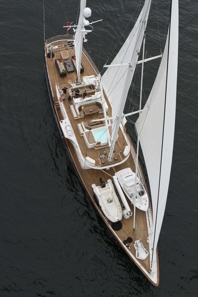 [36m-Yacht-SUNNY-HILL]-6097-165.jpg