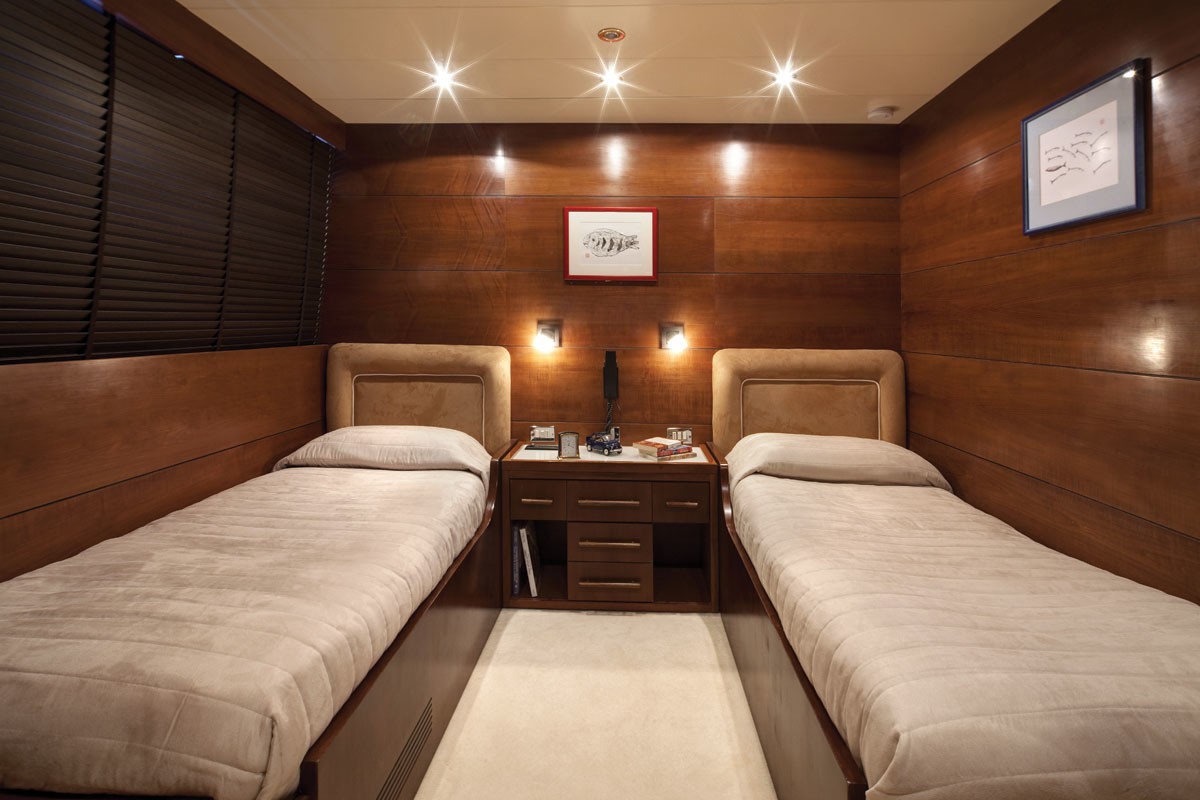 [37m-Yacht-FIORENTE]-6155-16.jpg
