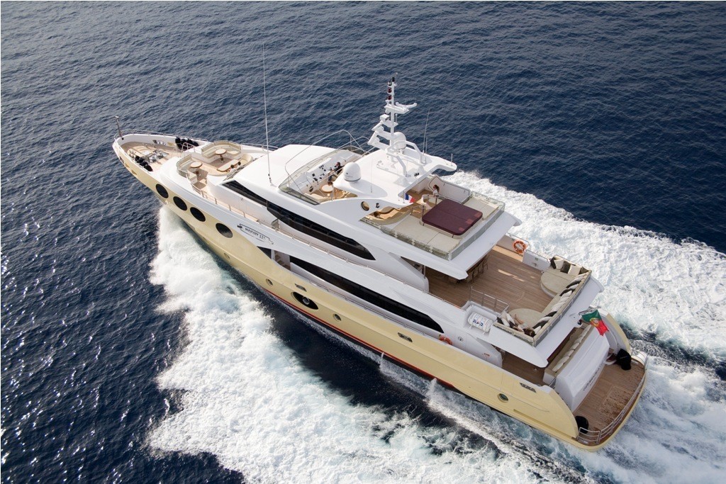 [38m-Yacht-GRENADINES-III]-6119-151.jpg
