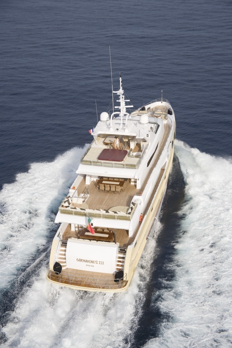 [38m-Yacht-GRENADINES-III]-6119-73.jpg
