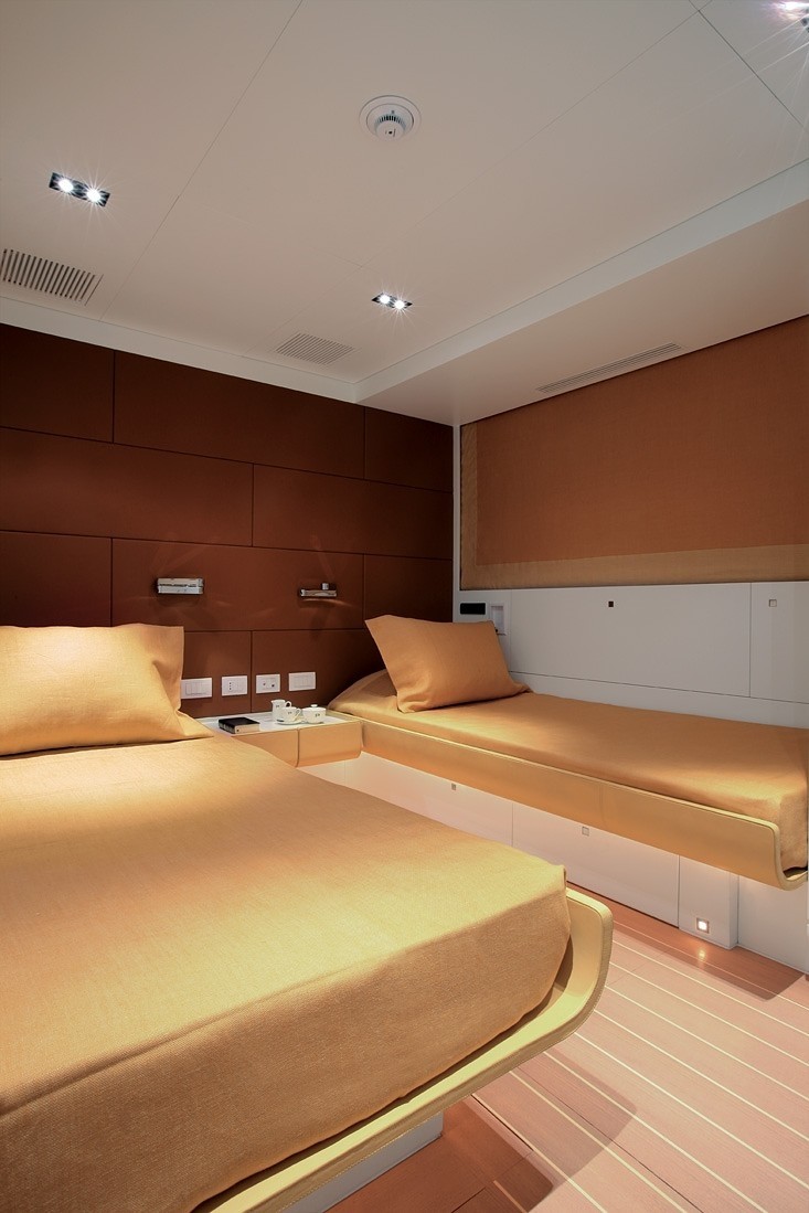 [38m-Yacht-P2]-6174-152.jpg