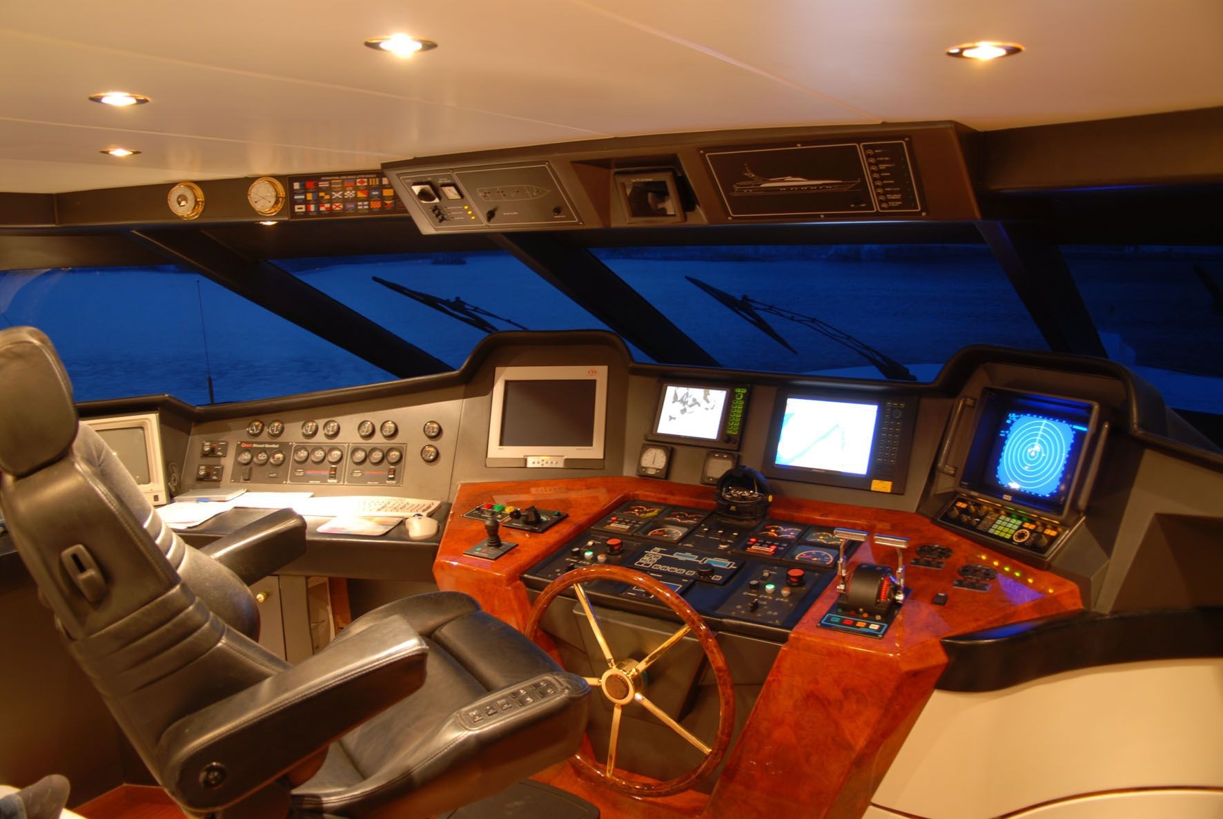 [39m-Yacht-HULYA]-6589-109.jpg