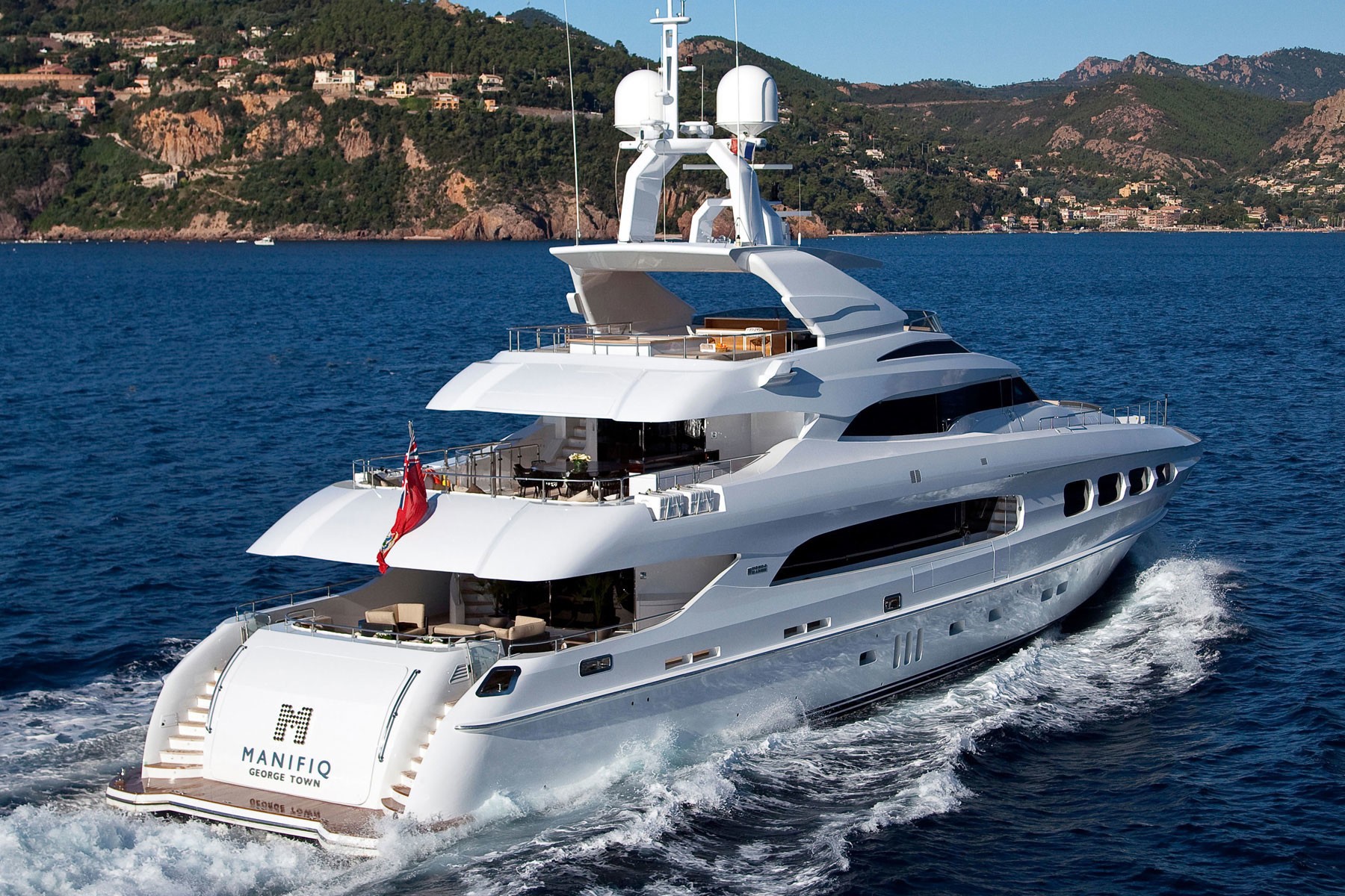 [40m-Yacht-MANIFIQ]-6421-111.jpg