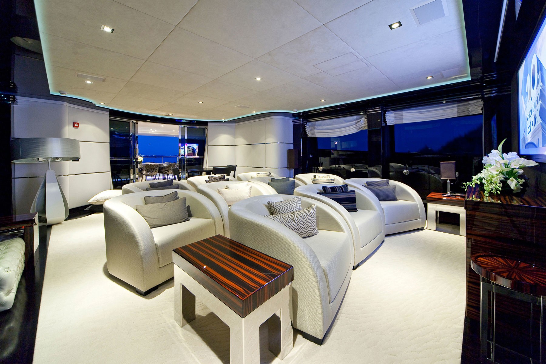 [40m-Yacht-MANIFIQ]-6421-138.jpg