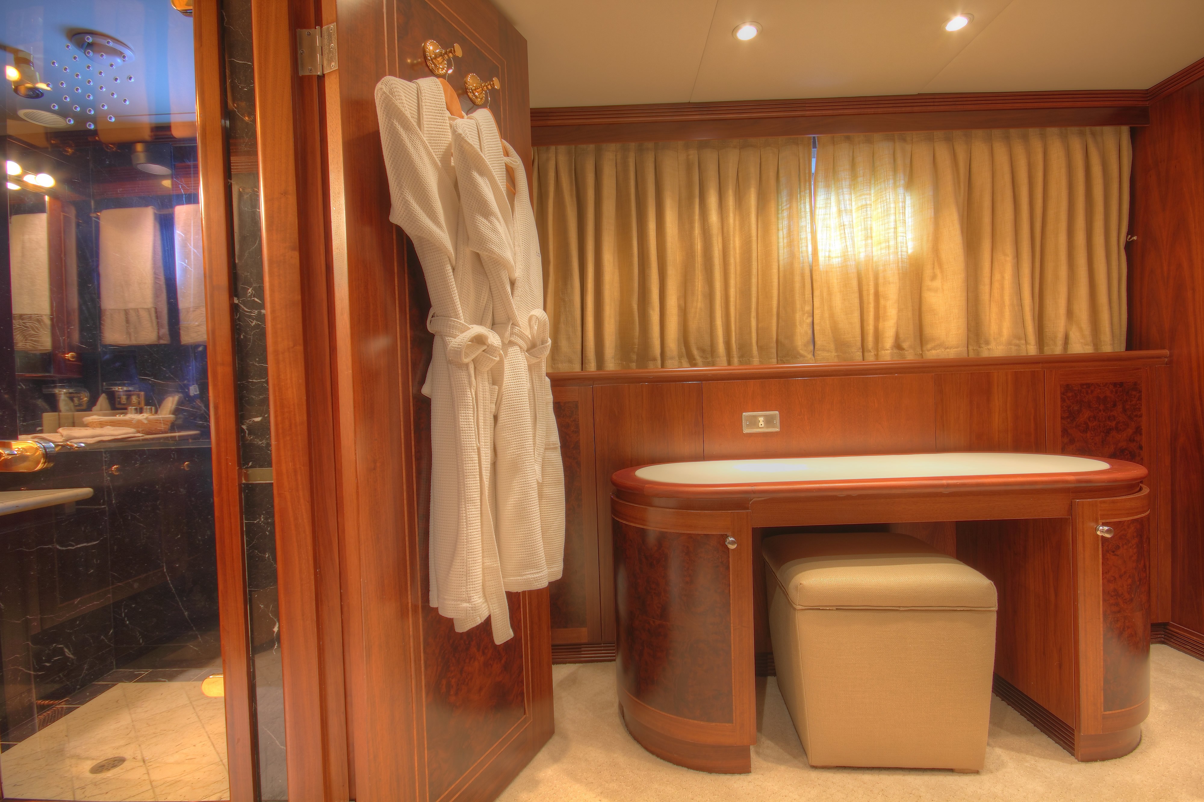 [40m-Yacht-MONTE-CARLO]-6984-176.jpg