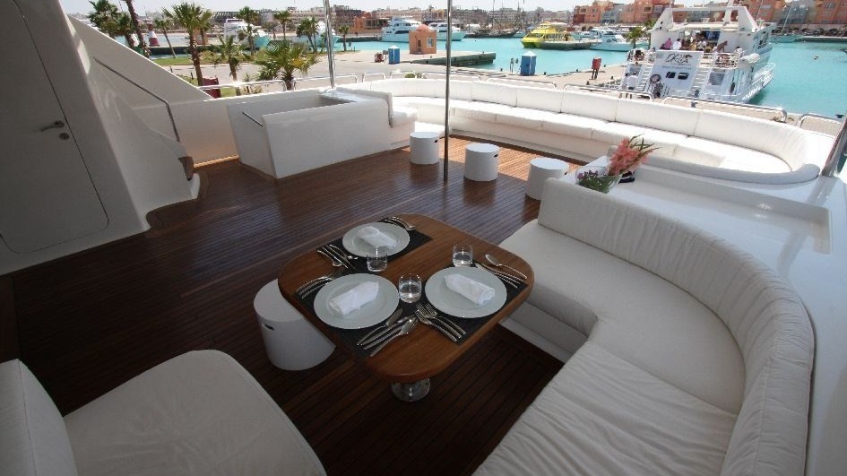 [40m-Yacht-SEVEN-SPICES]-6429-32.jpg