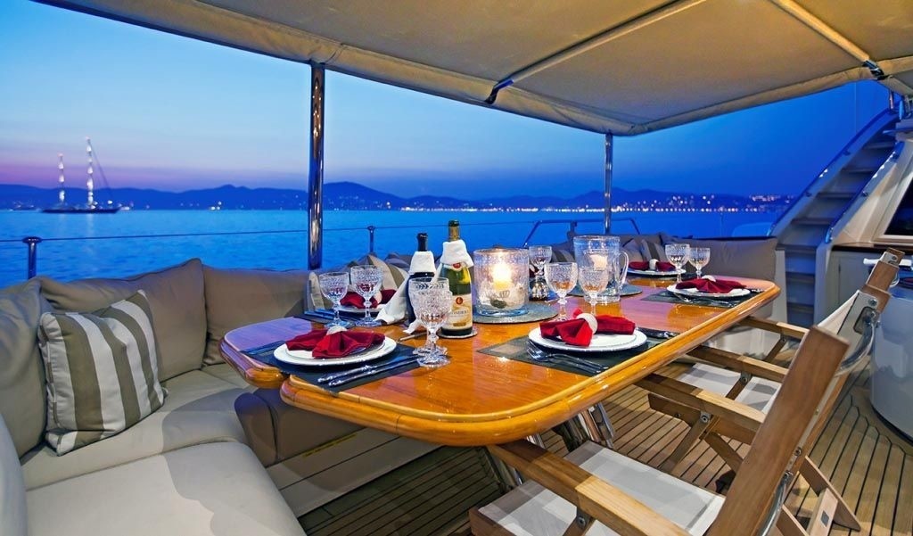 [41m-Yacht-MIRABELLA-III]-6090-51.jpg