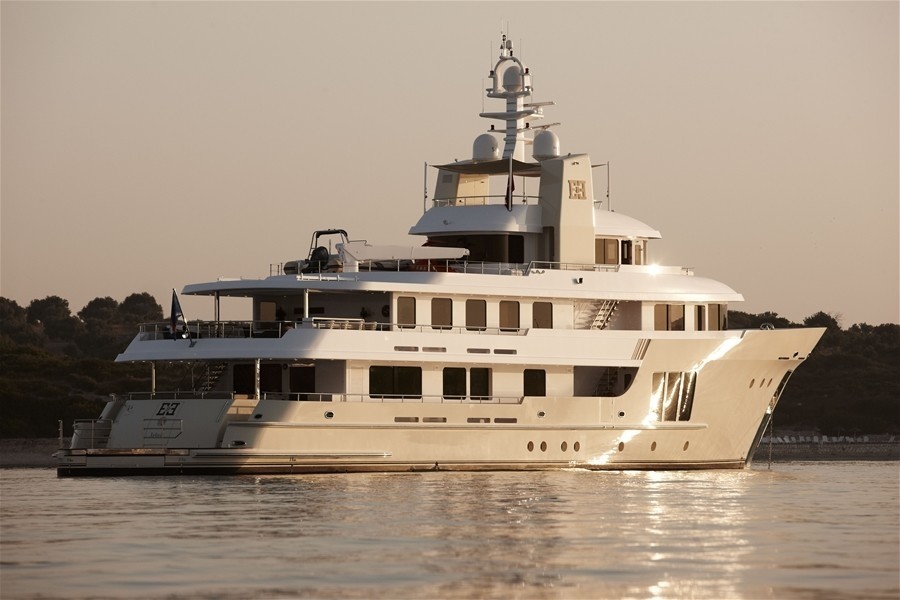 [42m-Yacht-E-AMPAMP-E]-6310-142.jpg