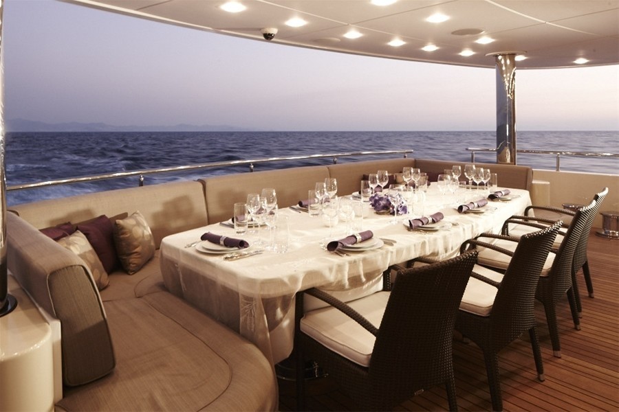 [42m-Yacht-E-AMPAMP-E]-6310-82.jpg