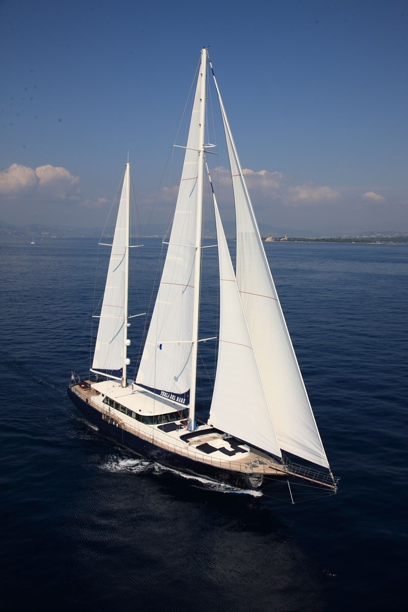 [42m-Yacht-PERLA-DEL-MARE]-6179-123.jpg