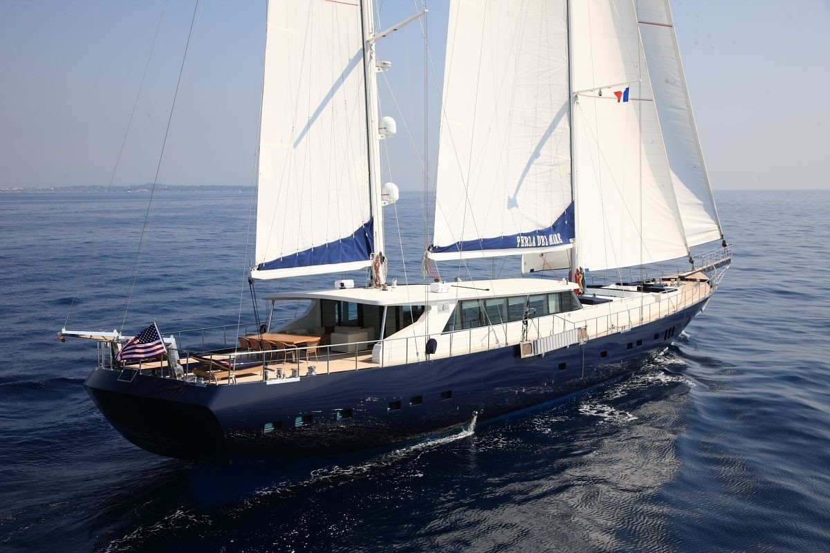 [42m-Yacht-PERLA-DEL-MARE]-6179-125.jpg