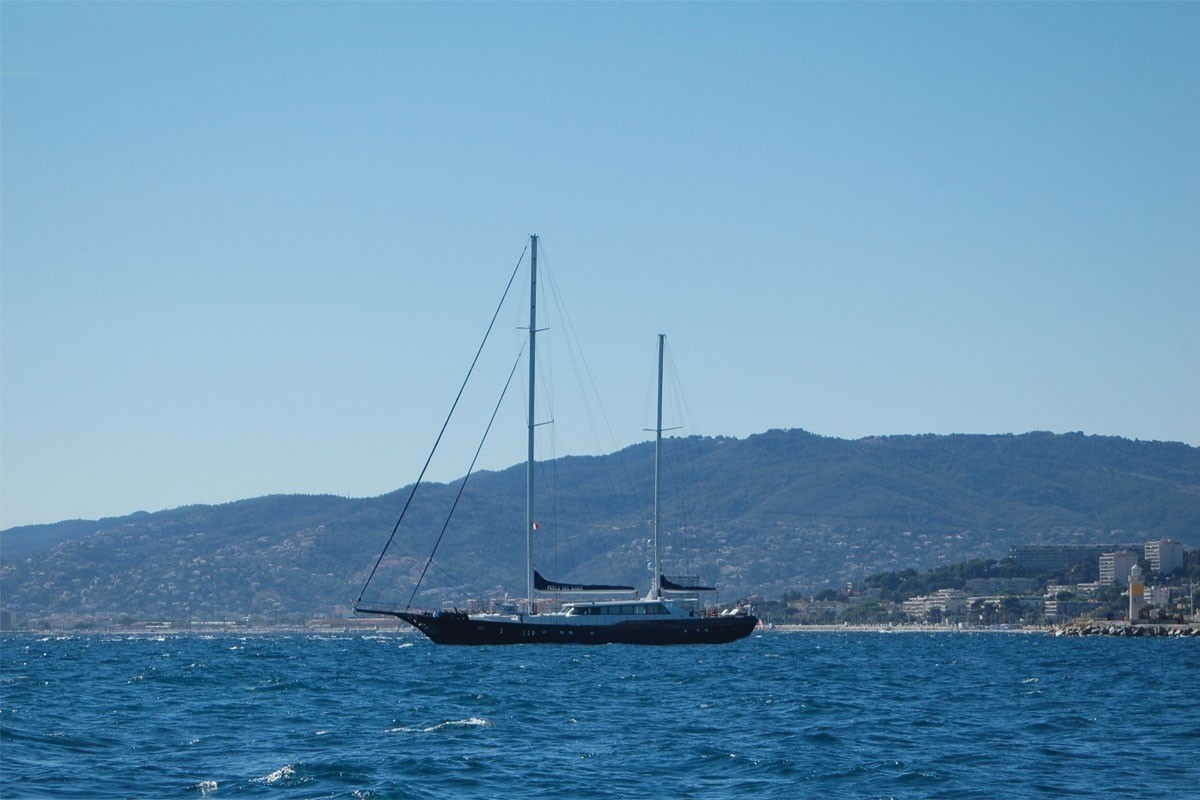[42m-Yacht-PERLA-DEL-MARE]-6179-220.jpg