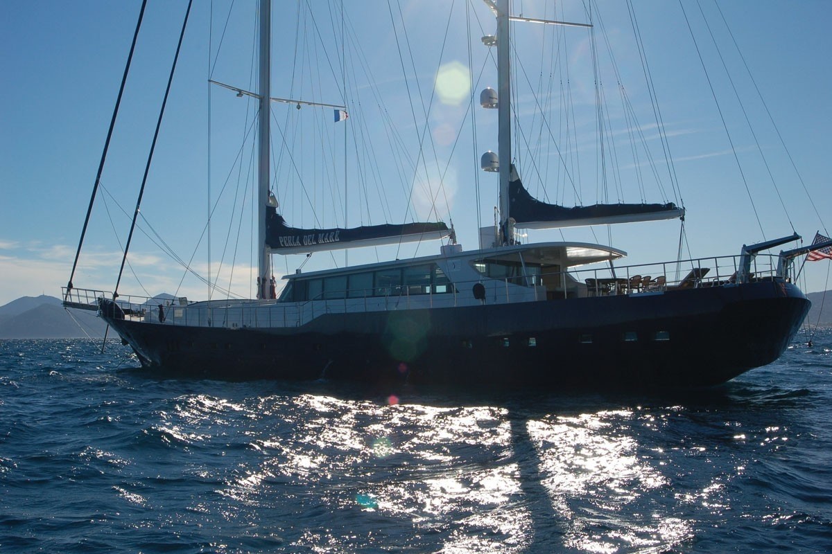 [42m-Yacht-PERLA-DEL-MARE]-6179-48.jpg