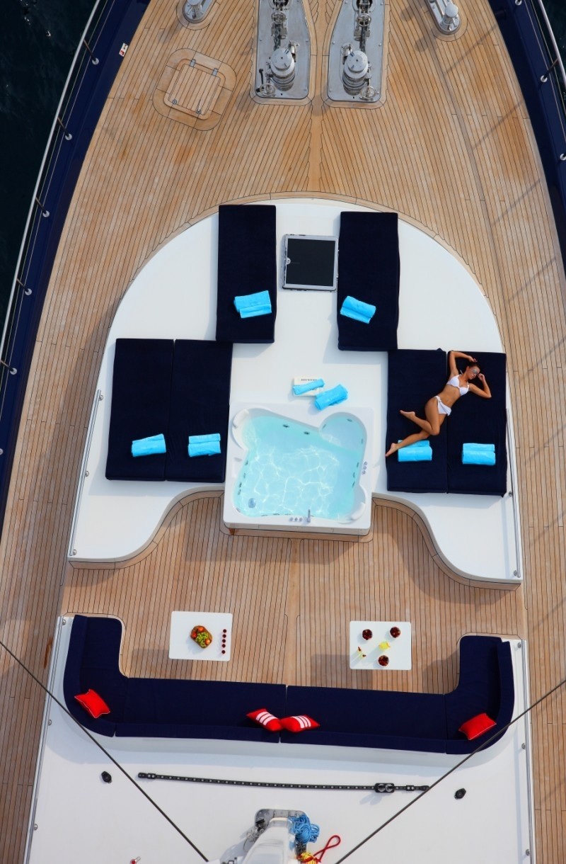 [42m-Yacht-PERLA-DEL-MARE]-6179-82.jpg