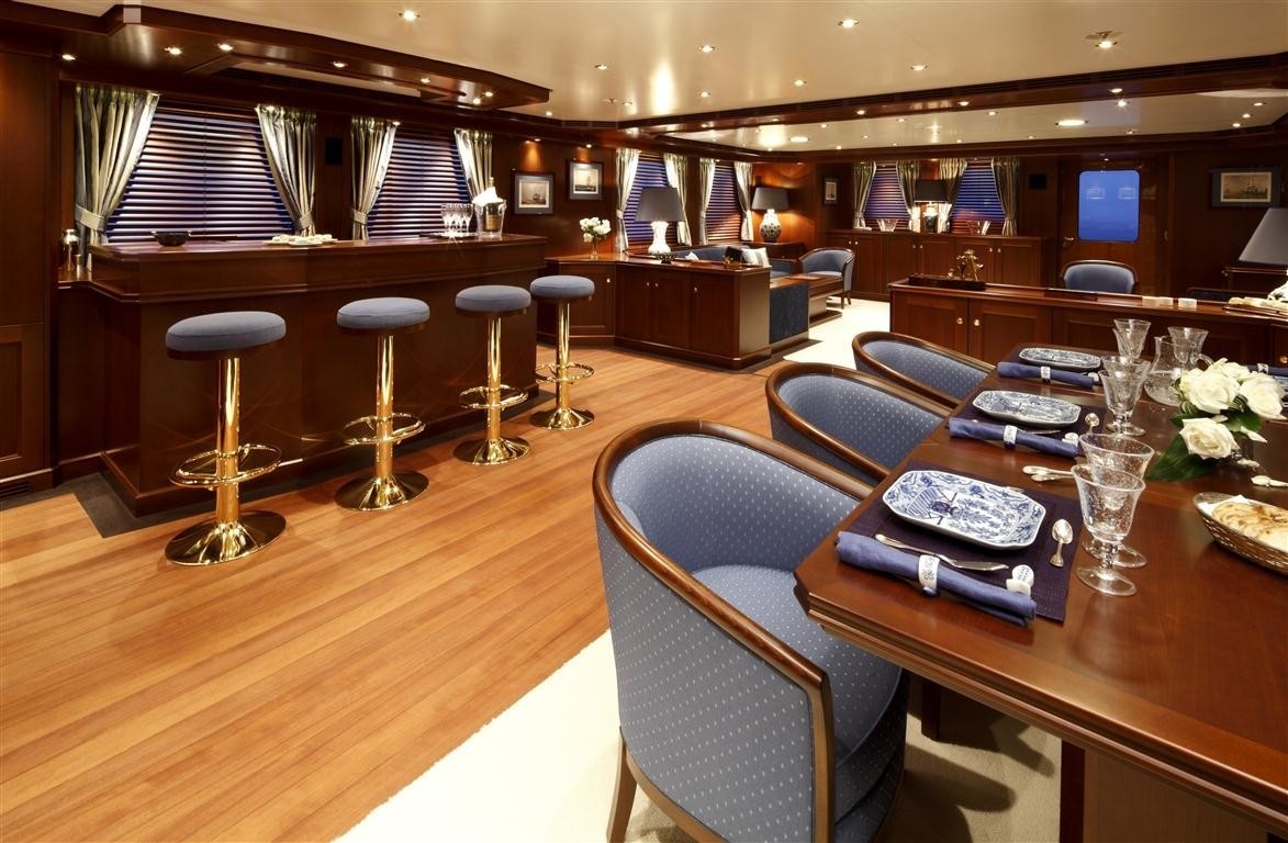 [43m-Yacht-AXANTHA-II]-6479-112.jpg