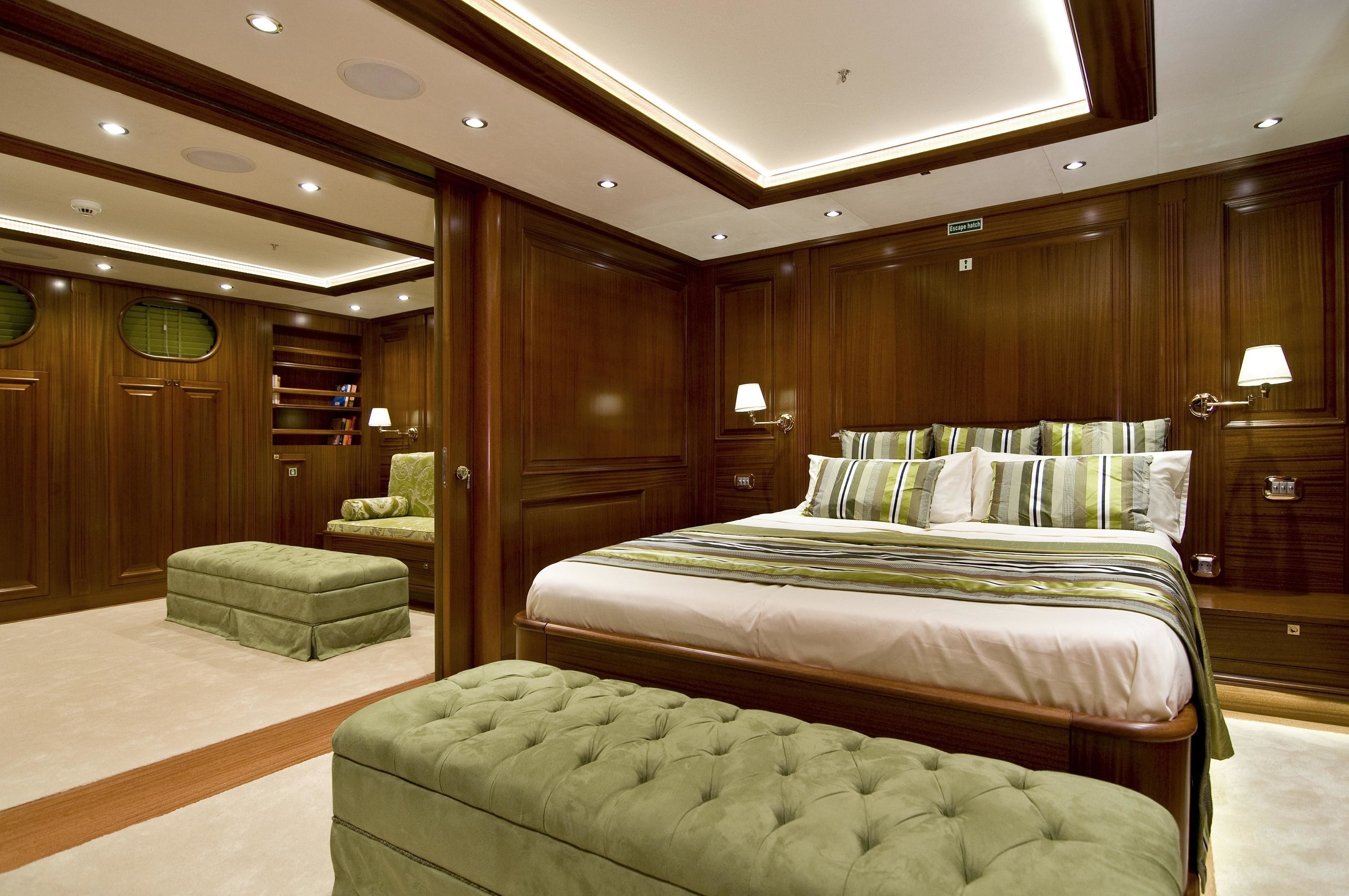 [43m-Yacht-CLEAR-EYES]-6560-26.jpg