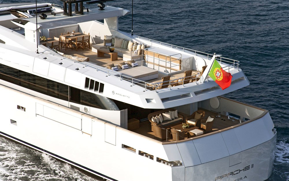 [44m-Yacht-FAN-TOO]-6061-100.jpg
