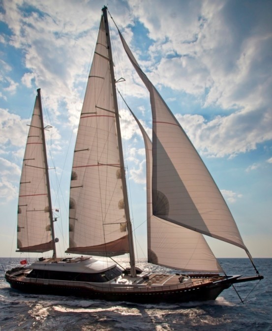 [45m-Yacht-INFINITY]-6045-100.jpg