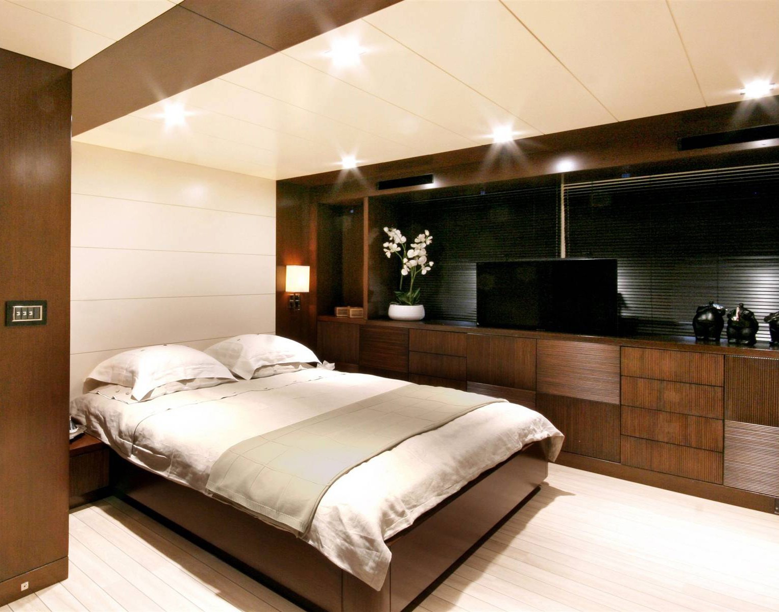[45m-Yacht-INFINITY]-6045-179.jpg