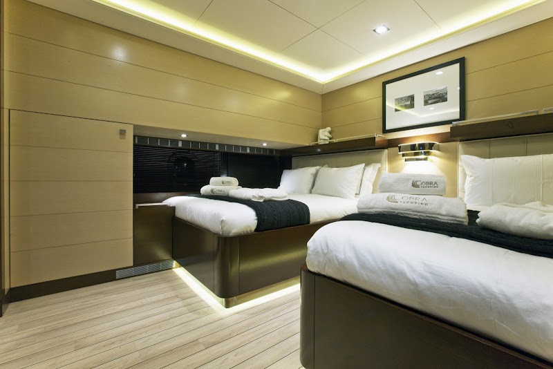 [45m-Yacht-INFINITY]-6045-54.jpg