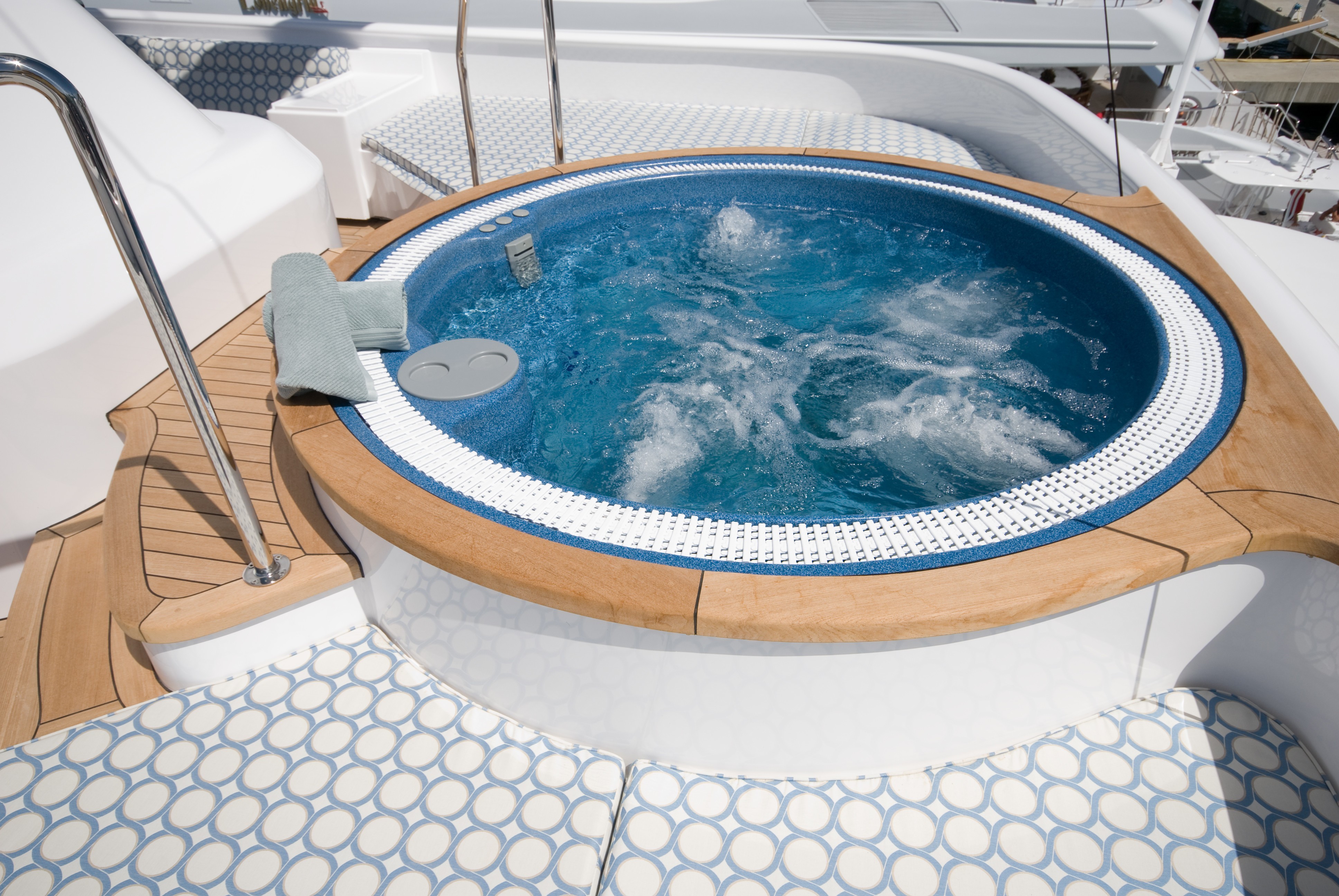 [46m-Yacht-SEA-FALCON-II]-6143-168.jpg