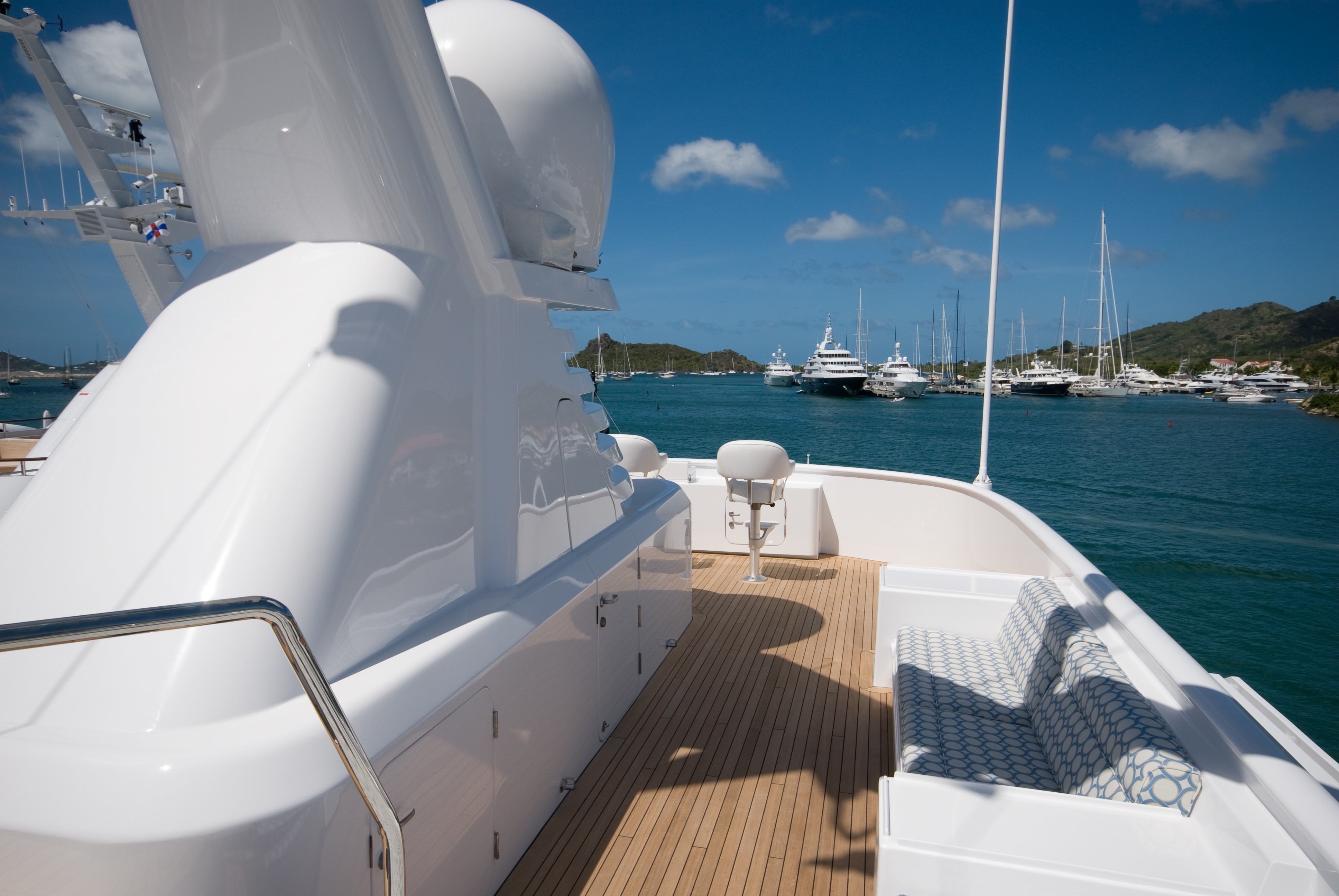[46m-Yacht-SEA-FALCON-II]-6143-89.jpg