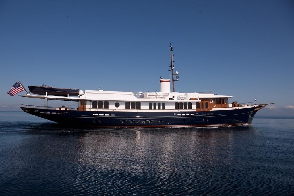 [46m-Yacht-SYCARA-IV]-6219-123.jpg