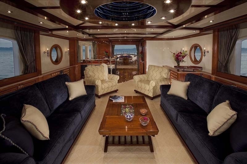 [46m-Yacht-SYCARA-IV]-6219-138.jpg