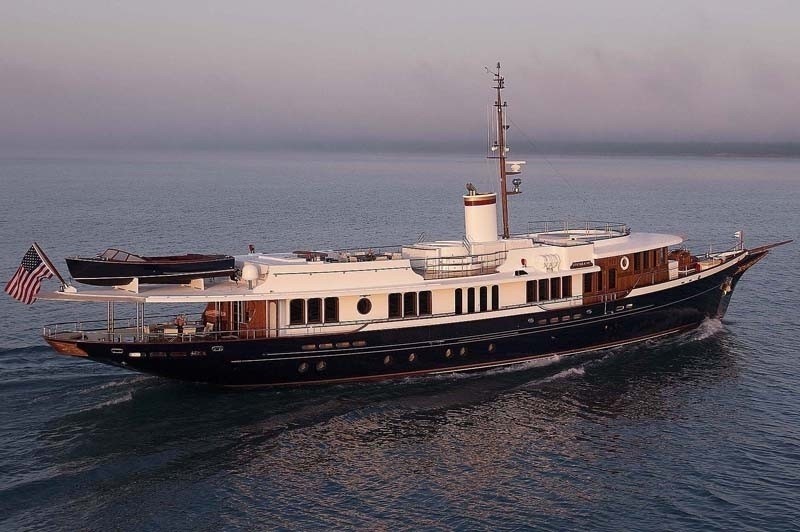 [46m-Yacht-SYCARA-IV]-6219-195.jpg