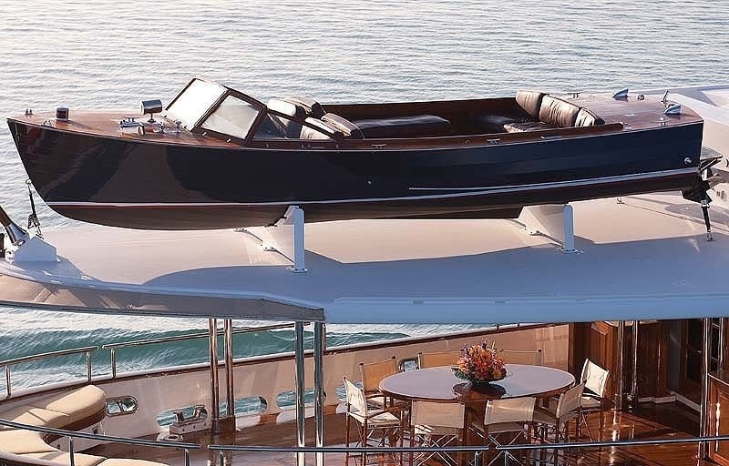 [46m-Yacht-SYCARA-IV]-6219-26.jpg