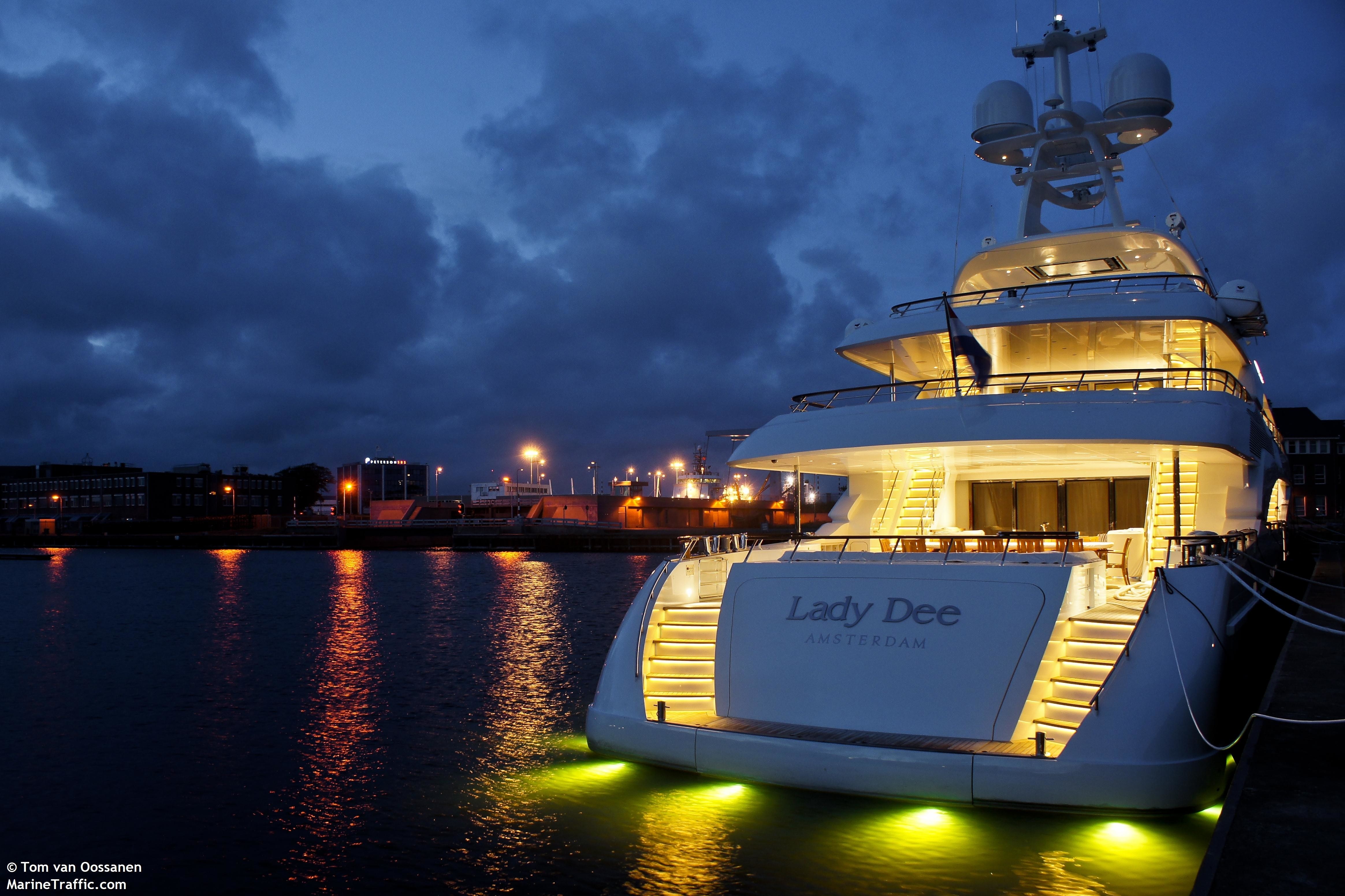 [47m-Yacht-LADY-DEE]-6287-152.jpg