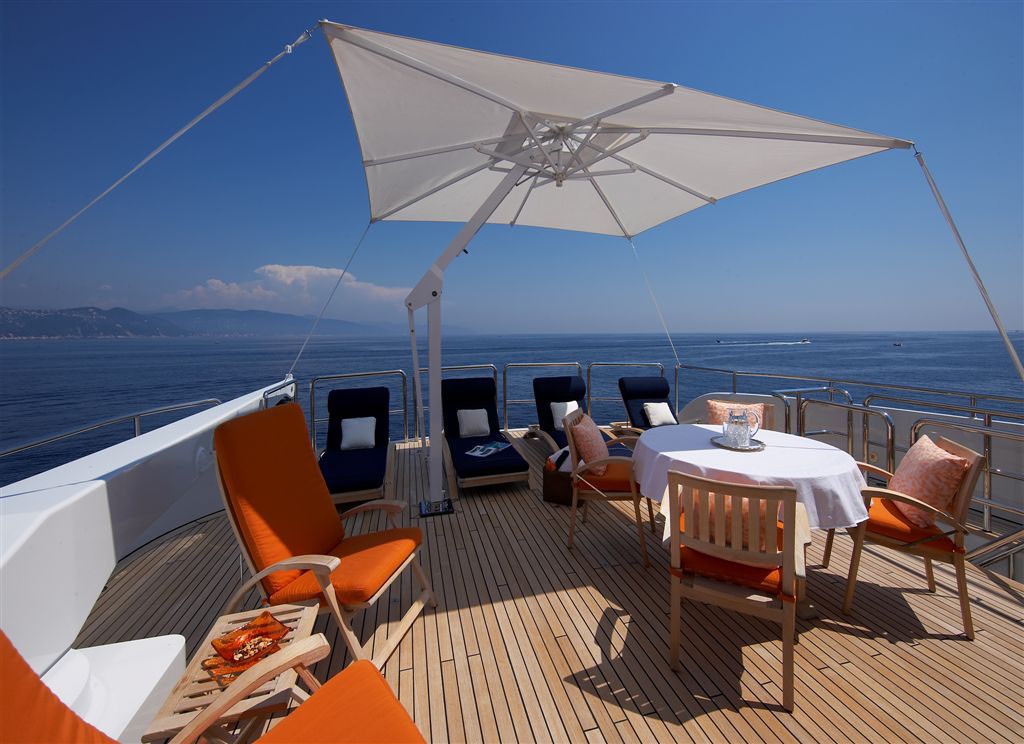 [48m-Yacht-CAROLINA]-6156-175.jpg