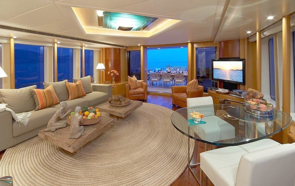 [48m-Yacht-CAROLINA]-6156-68.jpg