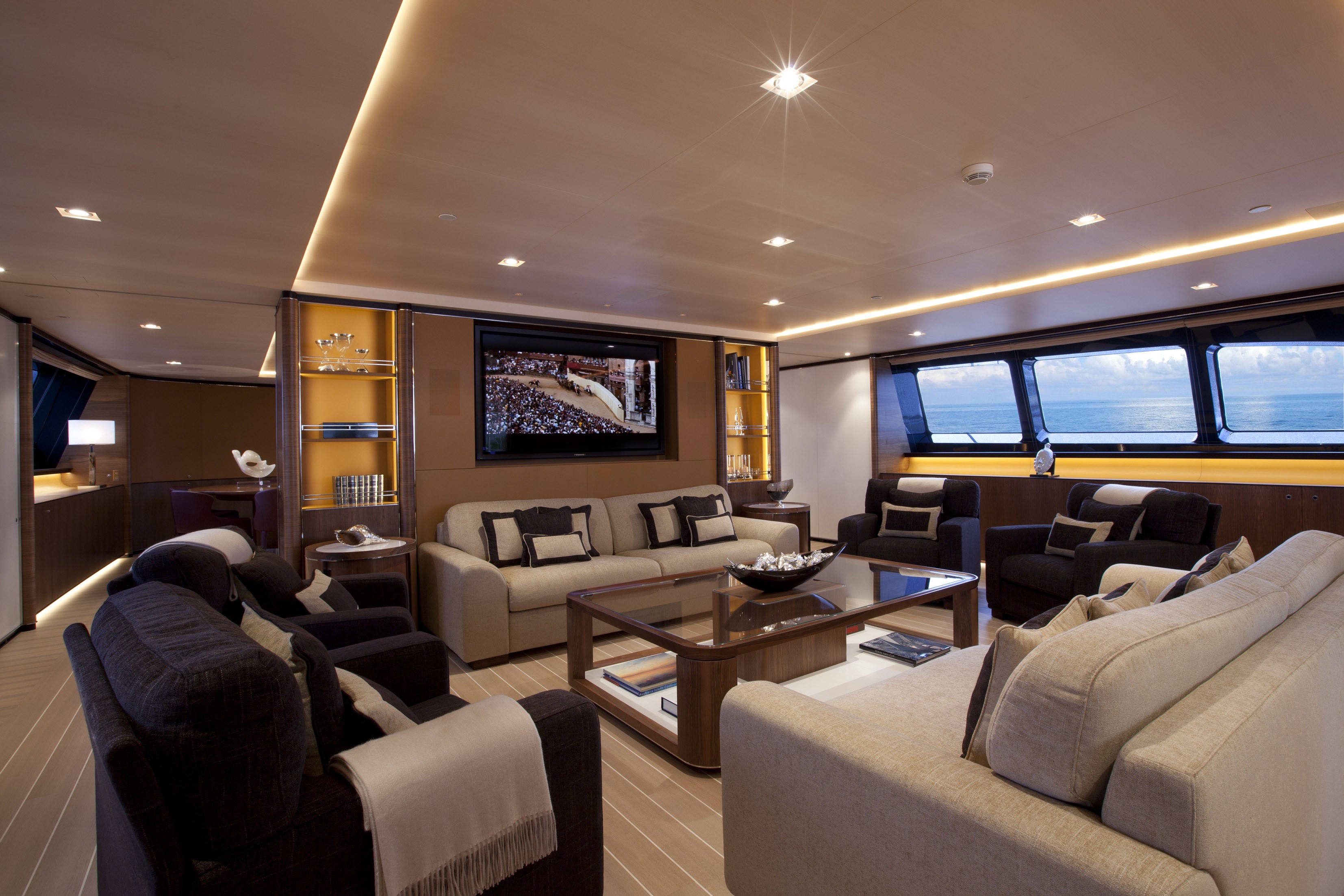 [56m-Yacht-FIDELIS]-6381-70.jpg