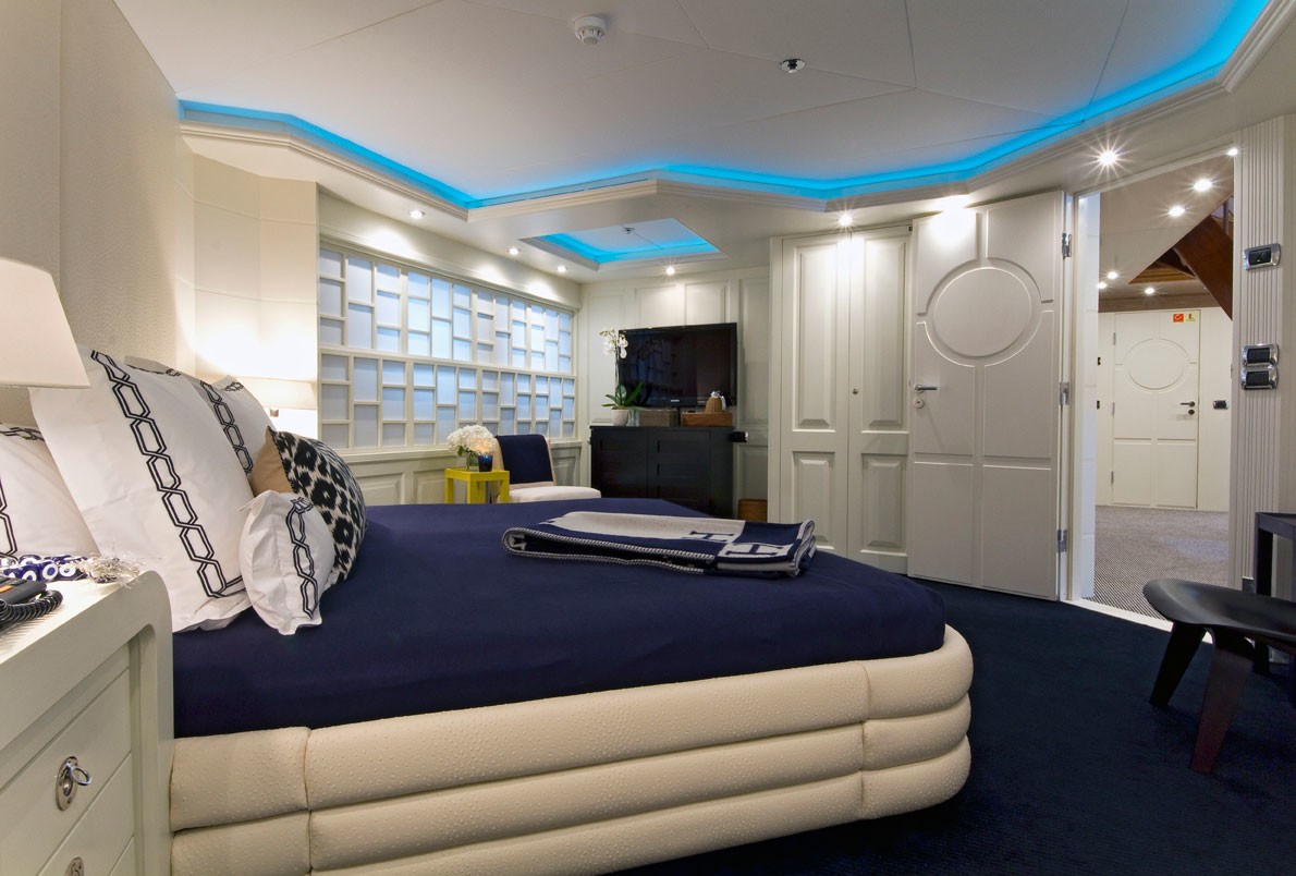 [57m-Yacht-DIAMOND-A]-6172-125.jpg