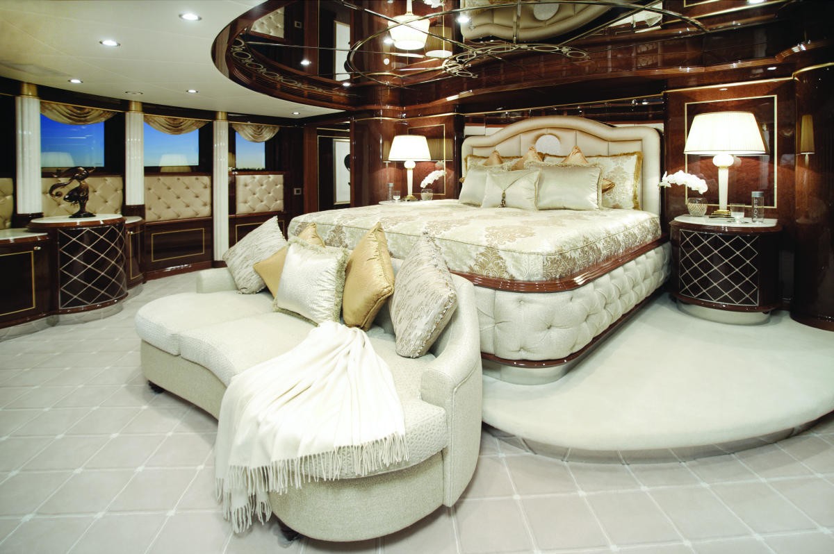 [61m-Yacht-DIAMONDS-ARE-FOREVER]-6527-23.jpg