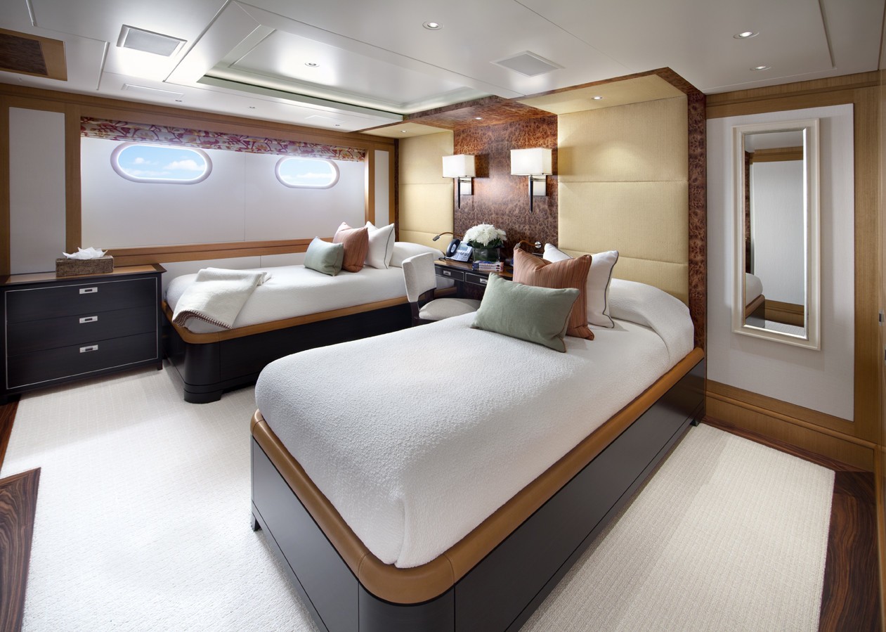 [63m-Yacht-LADY-BRITT]-6132-51.jpg