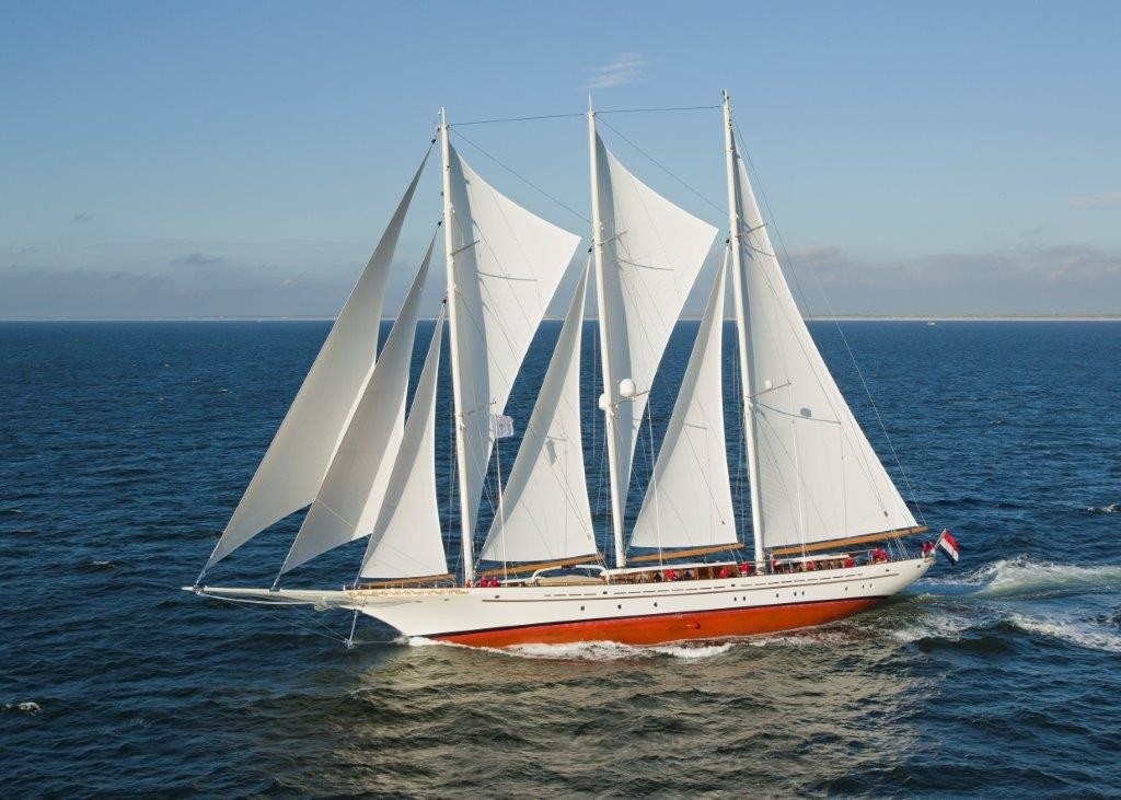 [64m-Yacht-MIKHAIL-S-VORONTSOV]-6335-168.jpg