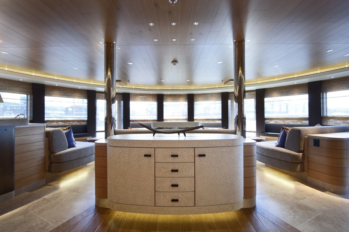 [73m-Yacht-NAIA]-6378-219.jpg
