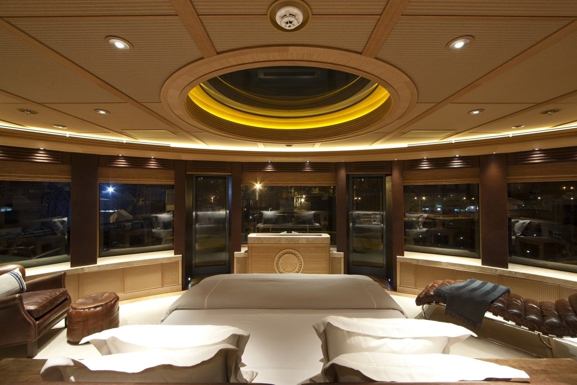 [73m-Yacht-NAIA]-6378-323.jpg