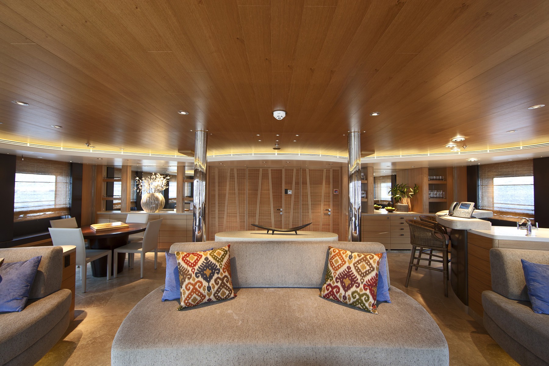 [73m-Yacht-NAIA]-6378-368.jpg
