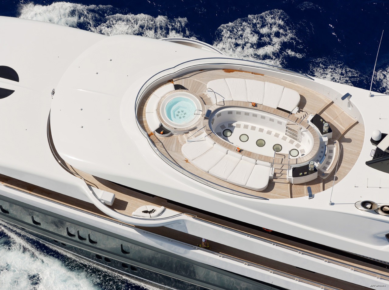 [90m-Yacht-PHOENIX-2]-6052-12.jpg