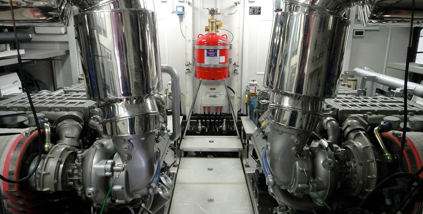 [MOTOR-YACHT-AMADEUS]-6504-1.jpg