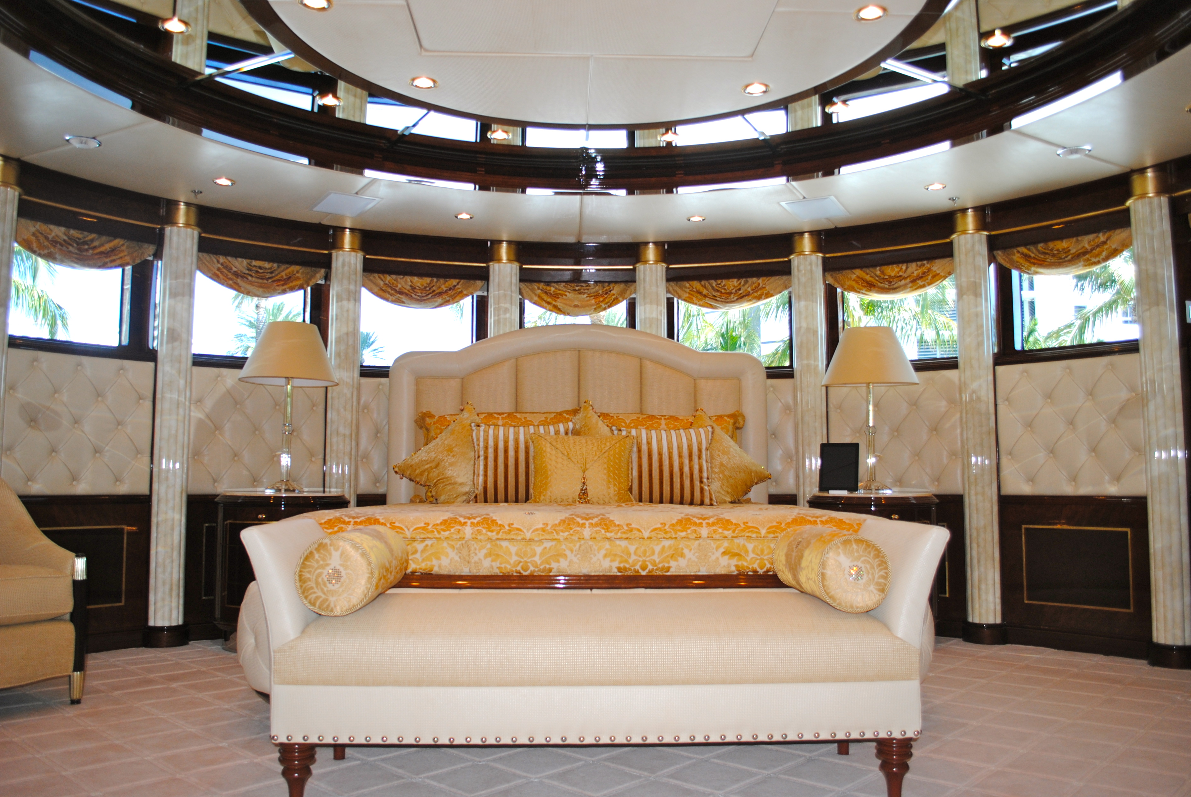 [MOTOR-YACHT-DIAMONDS-ARE-FOREVER]-6527-8.jpg