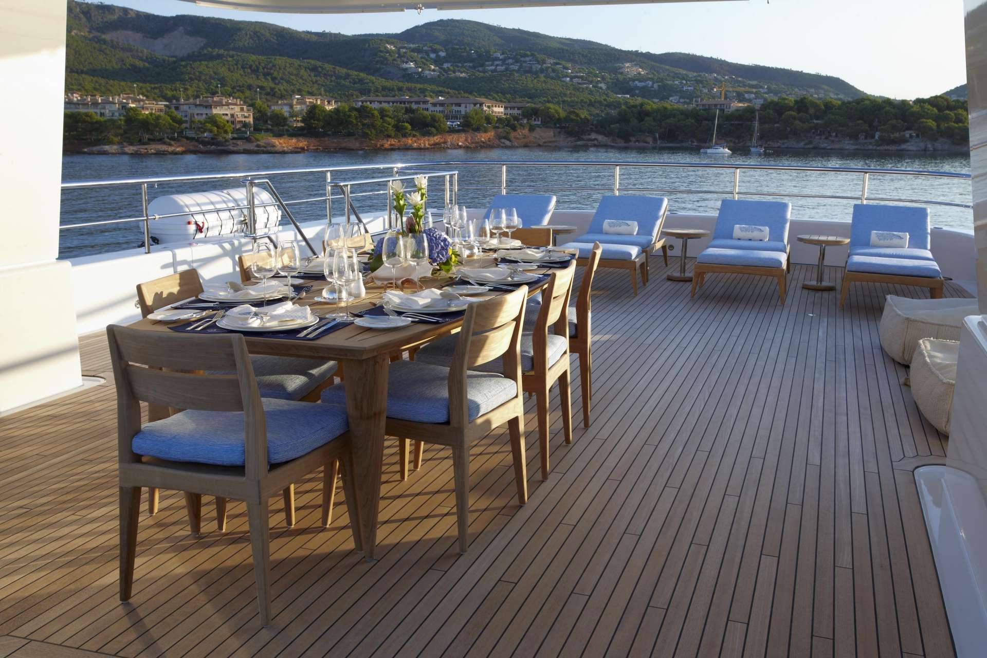 [MOTOR-YACHT-HELIX]-6497-7.jpg