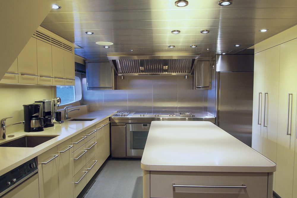 [MOTOR-YACHT-LADY-DEE]-6287-7.jpg