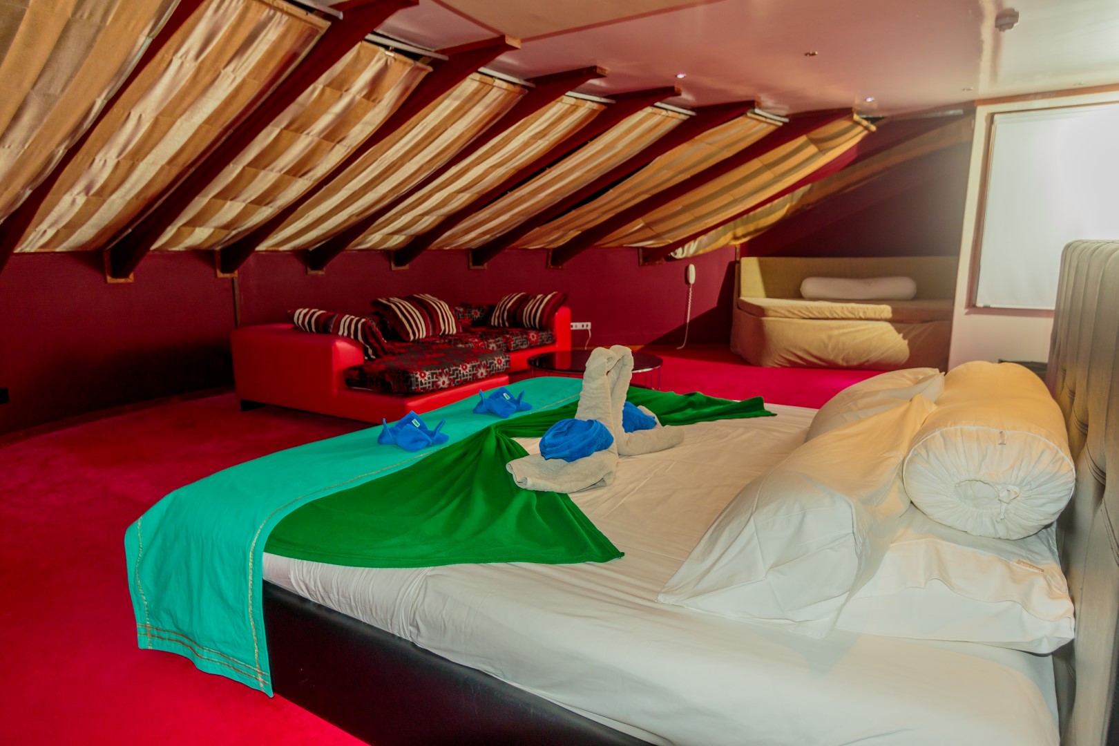 [MOTOR-YACHT-MALDIVE-MOSIAQUE]-6376-25.jpg
